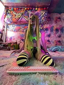 Snapshot of BABYUNICORN chatting on February 16, 2025, 8:11 pm BABYUNICORN online show from February 16, 2025, 8:11 pm