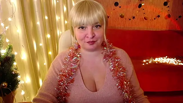 Snapshot of -MeowMeow chatting on December 27, 2024, 4:54 pm -MeowMeow online show from December 27, 2024, 4:54 pm