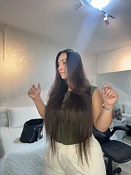 Snapshot of ava_blue chatting on July 1, 2026, 7:25 pm ava blue online show from July 1, 2026, 7:25 pm