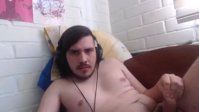 Snapshot of hung_weeb chatting on October 30, 2025, 1:53 pm hung weeb online show from October 30, 2025, 1:53 pm