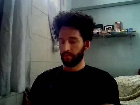 Snapshot of Ale_nate chatting on July 12, 2026, 5:58 pm Ale nate online show from July 12, 2026, 5:58 pm