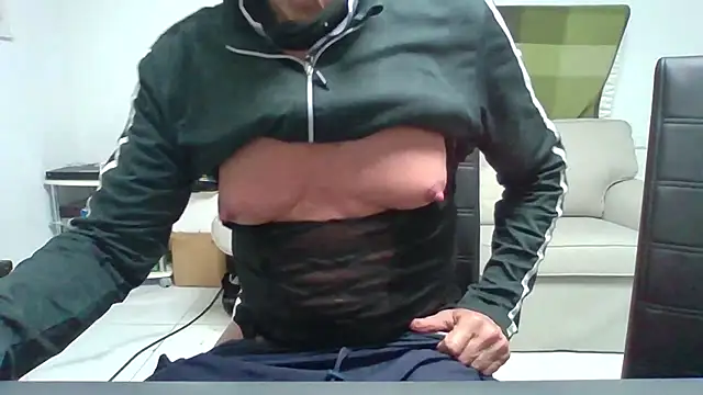 TranseCarmen online show from December 1, 2025, 6:53 pm