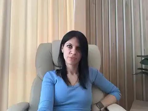 Snapshot of InjaAtHome chatting on April 7, 2026, 6:15 am InjaAtHome online show from April 7, 2026, 6:15 am