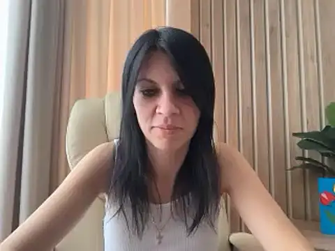 Snapshot of InjaAtHome chatting on April 11, 2026, 7:56 am InjaAtHome online show from April 11, 2026, 7:56 am