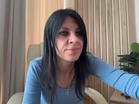 Snapshot of InjaAtHome chatting on May 20, 2026, 5:59 am InjaAtHome online show from May 20, 2026, 5:59 am