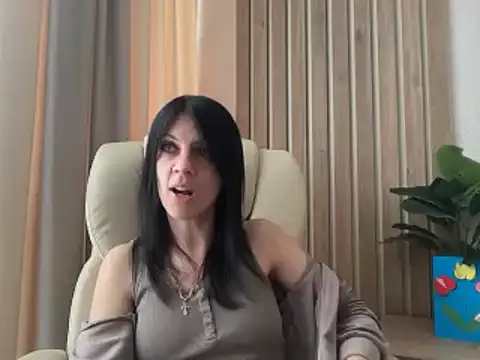 Snapshot of InjaAtHome chatting on April 20, 2026, 6:16 am InjaAtHome online show from April 20, 2026, 6:16 am