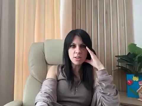 Snapshot of InjaAtHome chatting on April 28, 2026, 6:18 am InjaAtHome online show from April 28, 2026, 6:18 am