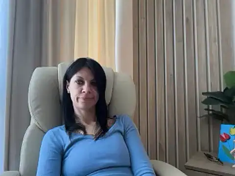 Snapshot of InjaAtHome chatting on May 26, 2026, 6:44 am InjaAtHome online show from May 26, 2026, 6:44 am