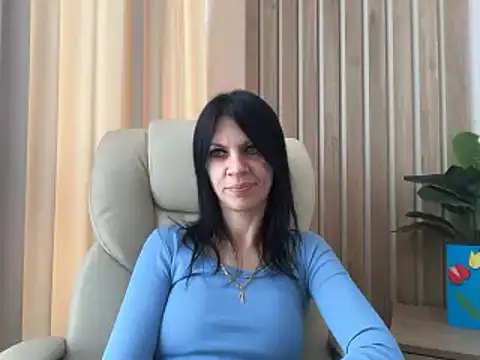 Snapshot of InjaAtHome chatting on April 15, 2026, 5:57 am InjaAtHome online show from April 15, 2026, 5:57 am