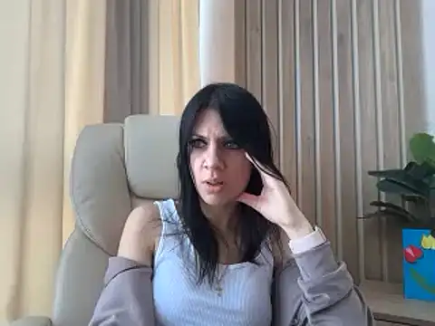 Snapshot of InjaAtHome chatting on April 27, 2026, 6:11 am InjaAtHome online show from April 27, 2026, 6:11 am