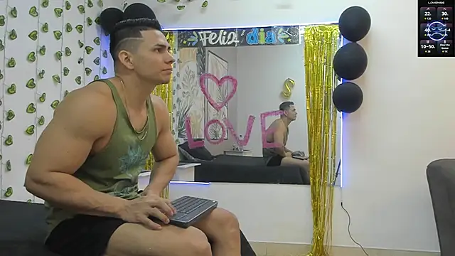 ChoreyTaiylor online show from September 23, 2025, 3:19 pm