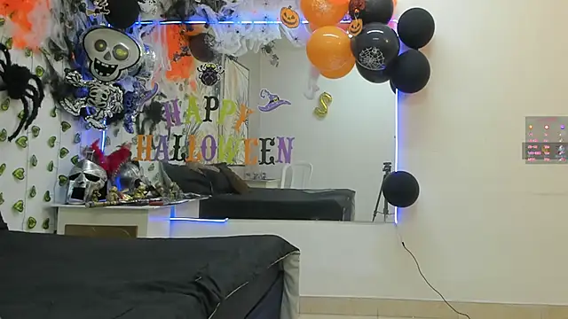 ChoreyTaiylor online show from October 5, 2025, 2:30 pm