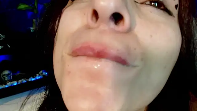 Snapshot of julieth_sex1 chatting on July 5, 2026, 9:49 am julieth sex1 online show from July 5, 2026, 9:49 am
