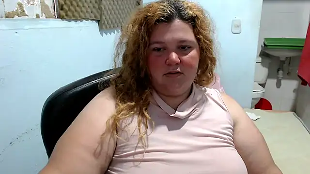 Snapshot of squirt322bbw chatting on April 18, 2026, 4:09 pm squirt322bbw online show from April 18, 2026, 4:09 pm