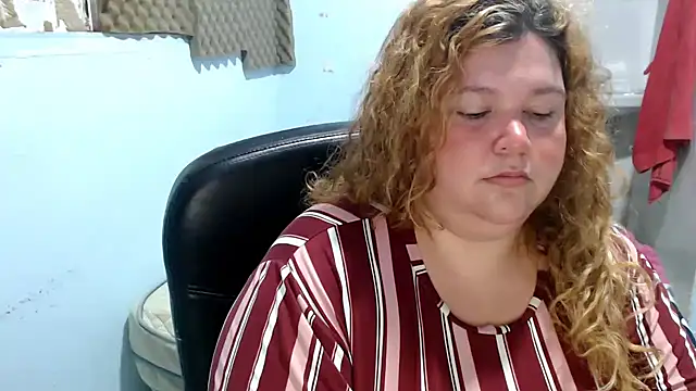 Snapshot of squirt322bbw chatting on April 20, 2026, 2:40 pm squirt322bbw online show from April 20, 2026, 2:40 pm
