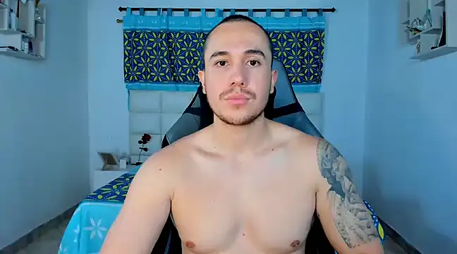 juan  jimenez online show from February 21, 2025, 11:32 pm