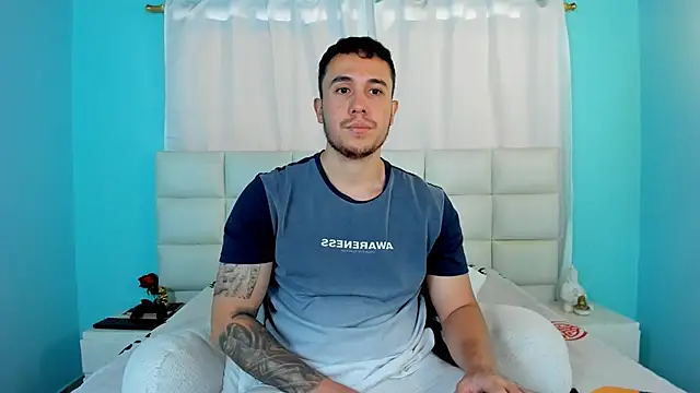 juan  jimenez online show from September 17, 2025, 7:49 pm