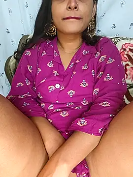 Snapshot of Beautifulsex4u chatting on November 19, 2025, 6:08 pm Beautifulsex4u online show from November 19, 2025, 6:08 pm