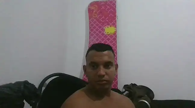 Snapshot of elperrys chatting on March 15, 2025, 7:59 pm elperrys online show from March 15, 2025, 7:59 pm