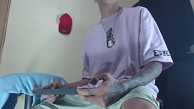 GaboReyes online show from October 4, 2025, 4:03 am