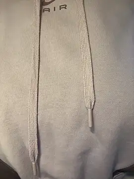 Snapshot of YourMeoww chatting on February 24, 2026, 8:04 am YourMeoww online show from February 24, 2026, 8:04 am