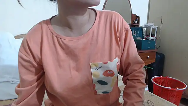 Beauty Asian Tina online show from December 21, 2025, 7:32 am