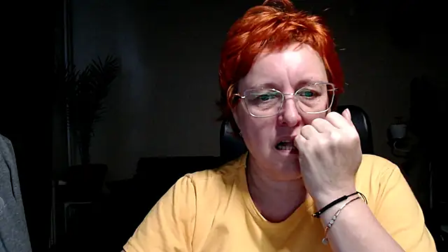 JoannaAndNeighbour online show from November 20, 2025, 6:36 am