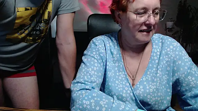 JoannaAndNeighbour online show from November 15, 2025, 9:13 am