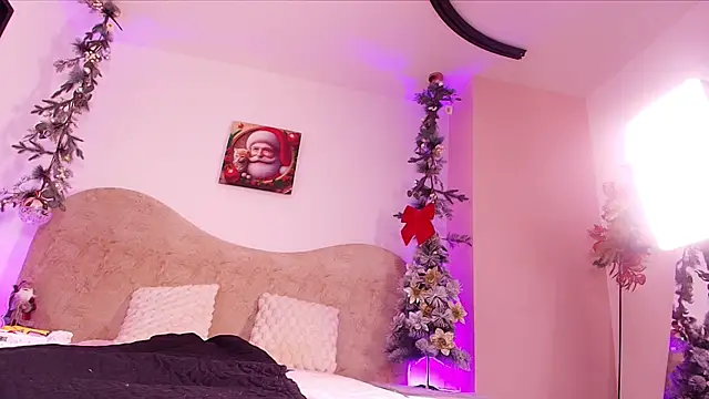 zzoe  online show from December 17, 2025, 3:11 am