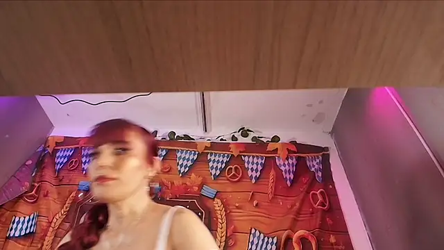 Snapshot of zzoe_ chatting on September 23, 2025, 3:02 am zzoe online show from September 23, 2025, 3:02 am