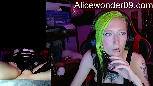 Snapshot of alicewonder09 chatting on March 12, 2026, 3:23 am alicewonder09 online show from March 12, 2026, 3:23 am