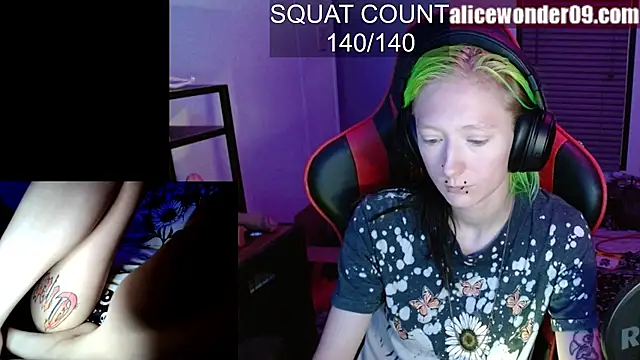 alicewonder09 online show from September 21, 2025, 9:36 am