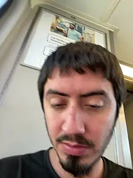 Snapshot of Bbyboyivan chatting on March 16, 2025, 7:49 pm Bbyboyivan online show from March 16, 2025, 7:49 pm