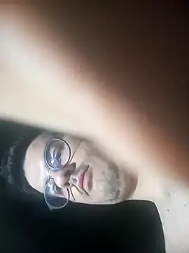 pedrosantos3366 online show from September 13, 2025, 10:54 pm