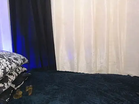 Snapshot of MirabelleNotch chatting on March 2, 2026, 8:43 am MirabelleNotch online show from March 2, 2026, 8:43 am