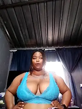 caramelbooty69 online show from September 17, 2025, 12:29 pm