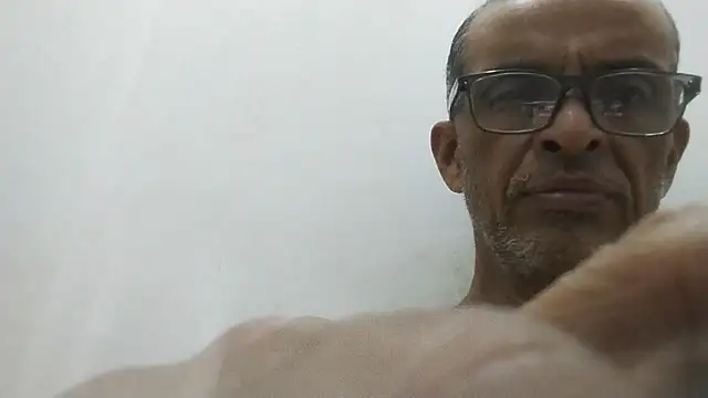 jrfm14 online show from October 11, 2025, 3:18 am