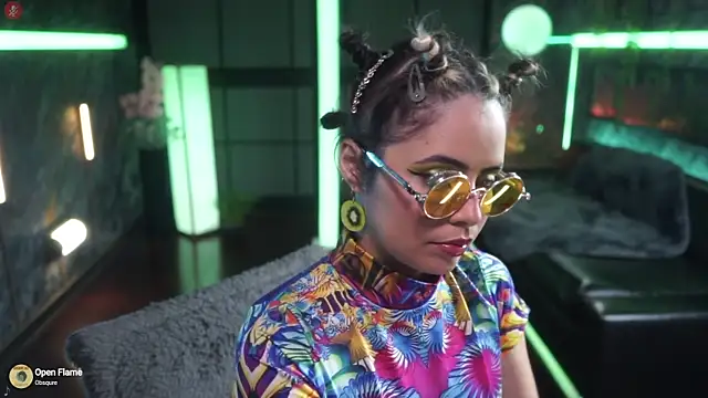 Snapshot of alessa_goreng chatting on January 16, 2026, 8:40 am alessa goreng online show from January 16, 2026, 8:40 am