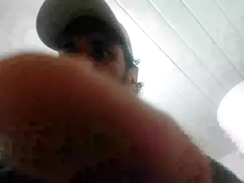 Hotcasados69 online show from February 8, 2026, 1:14 am