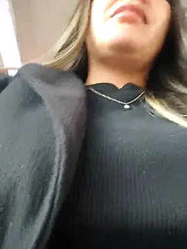 Snapshot of alana_69 chatting on November 28, 2025, 9:15 pm alana 69 online show from November 28, 2025, 9:15 pm