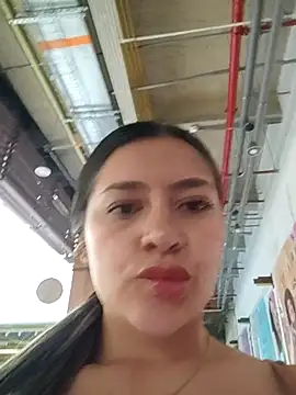 Snapshot of alana_69 chatting on December 17, 2025, 10:04 pm alana 69 online show from December 17, 2025, 10:04 pm