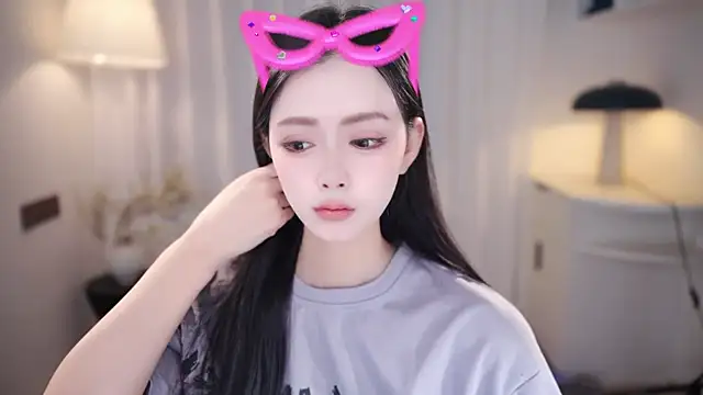 Snapshot of Ocean--Lili chatting on October 29, 2025, 6:34 am Ocean--Lili online show from October 29, 2025, 6:34 am