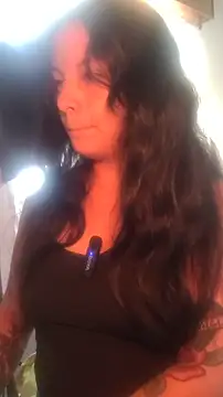 ZaraHoney online show from December 4, 2025, 8:52 pm