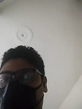 thebrownboi01 online show from February 12, 2026, 1:05 am