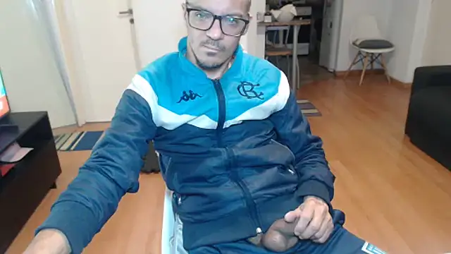 Snapshot of guachin_hunk chatting on June 15, 2026, 5:07 am guachin hunk online show from June 15, 2026, 5:07 am