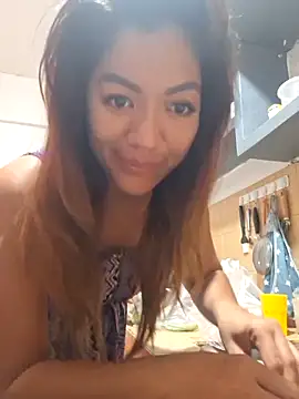 Snapshot of sweetvirginia01 chatting on February 4, 2026, 1:55 am sweetvirginia01 online show from February 4, 2026, 1:55 am