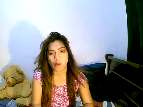 Snapshot of sweetvirginia01 chatting on October 2, 2025, 5:33 am sweetvirginia01 online show from October 2, 2025, 5:33 am