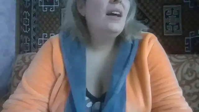 Snapshot of Diana_Britt chatting on January 13, 2026, 6:28 am Diana Britt online show from January 13, 2026, 6:28 am