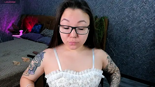 gentle muse online show from March 12, 2025, 12:53 am