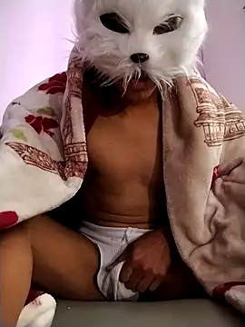 Snapshot of swansblacks chatting on November 12, 2025, 1:59 pm swansblacks online show from November 12, 2025, 1:59 pm